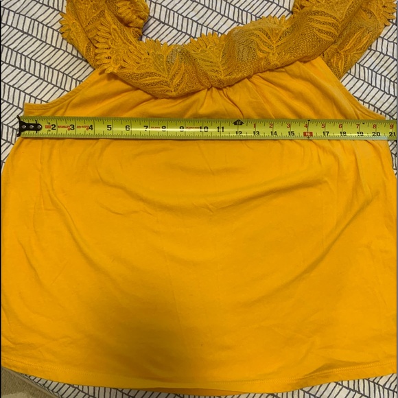 Yellow off the shoulder top - Picture 4 of 8